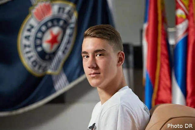 psg un phenomenal serbe de 16 ans fait fantasmer paris au mercato 14323743191510137940