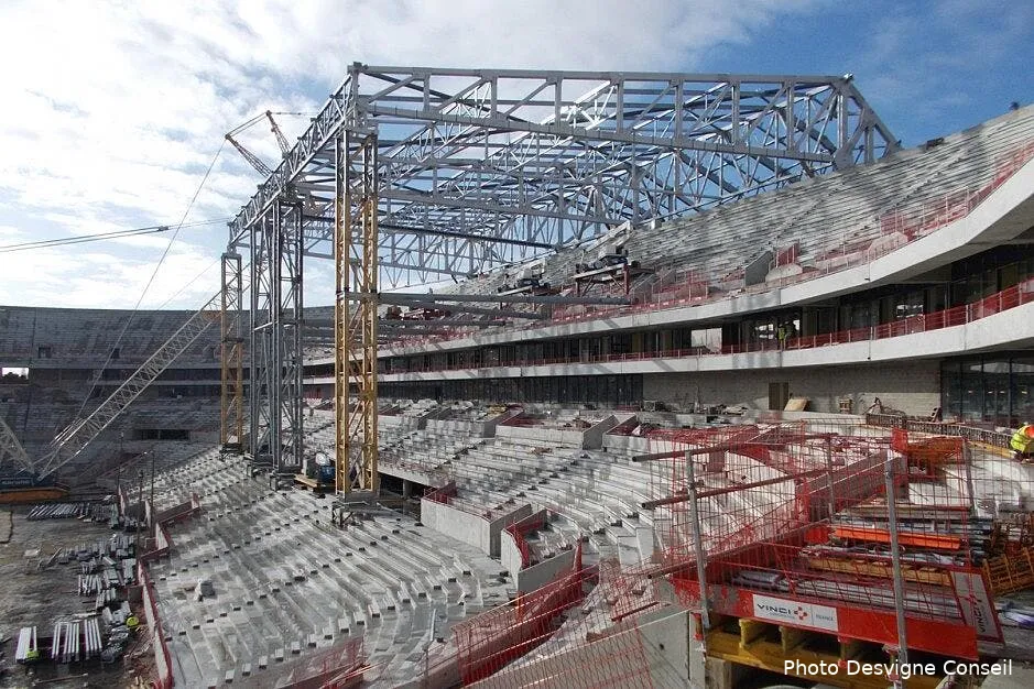 arena de l ol c est parti pour la pose du toit 37592106629