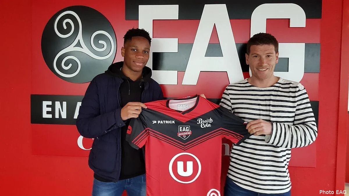 eag le fils de didier drogba signe a guingamp dwammh3x4aejkwp210533