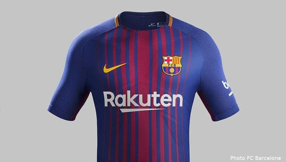 esp le barca devoile son maillot 2017 2018 avec une nouveaute img jbatalla 20170529 101832 imagenes md otras fuentes rakuten 050 kotf u423023436987qwg 980x554 mundodeportivo web181604