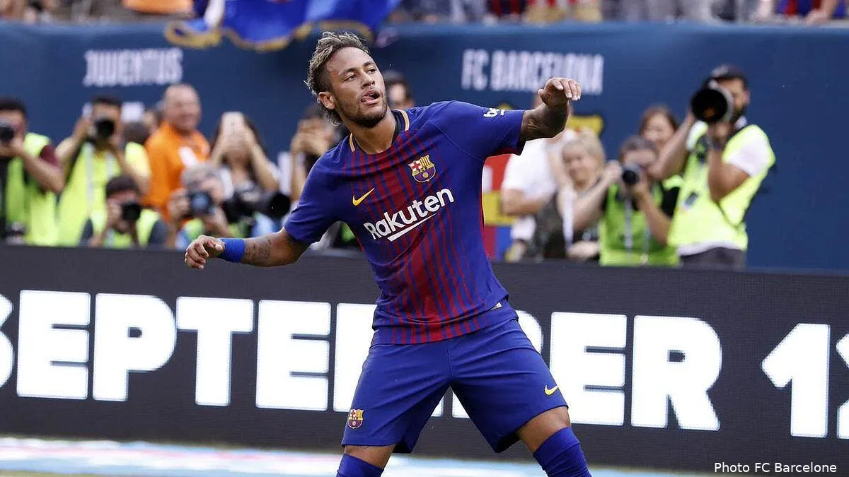 neymar titulaire auteur d un double et mvp contre la juventus dfyn j u0aarfir187243
