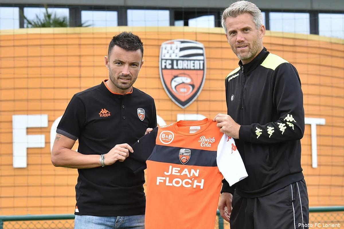 officiel danic arrive a lorient pour 1 an 01 bp1 5455186177