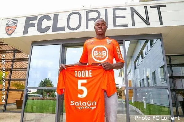 zargo toure debarque a lorient cnwafxhwuaaazou119721