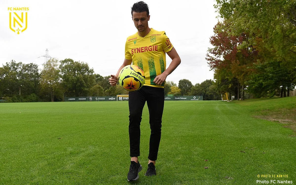 fcn sebastien corchia signe a nantes 3corchia061020296249