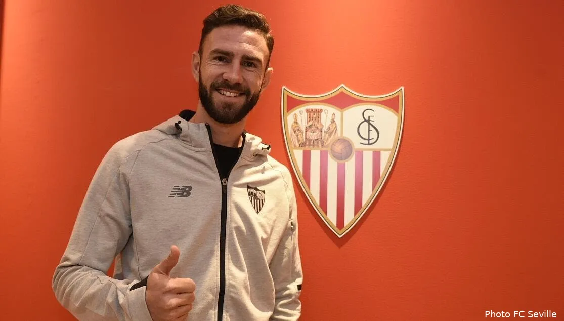 officiel miguel layun quitte le fc porto pour seville layun208421