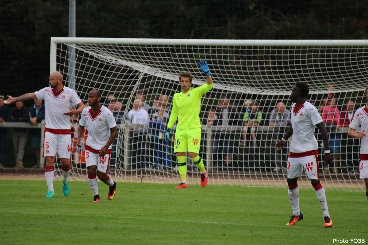 bordeaux le mur des girondins previent carrasse est de retour carrasso 7150816