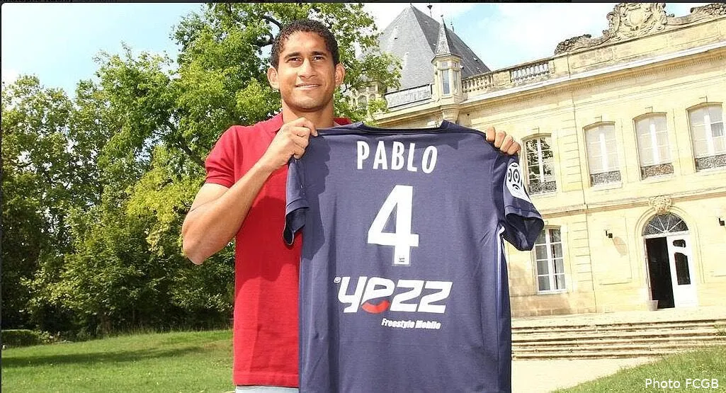 psg bordeaux et ce defenseur un peu technique quand meme pablo castro120527