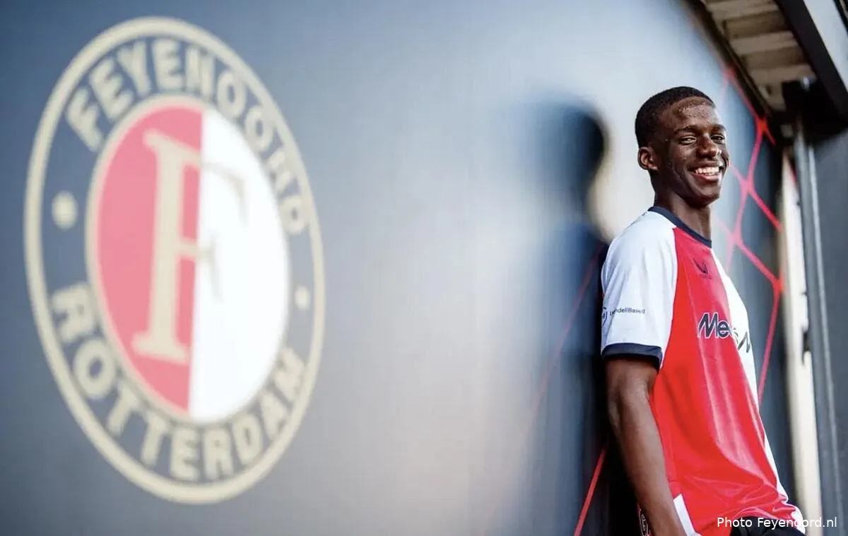 il quitte l ol et signe au feyenoord capture d e cran 2024 09 10 a 12 41 43 381028