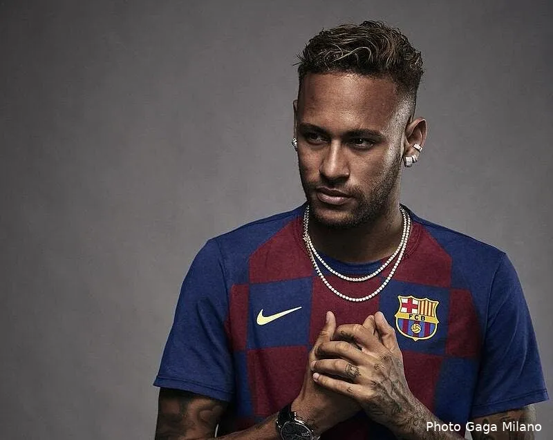 psg neymar sous le maillot du barca ce sponsor l a fait ebzlagtw4aeljzp263057