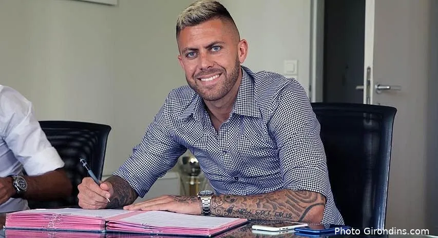 officiel jeremy menez signe pour trois ans a bordeaux coxsvf7w8aaebav150540