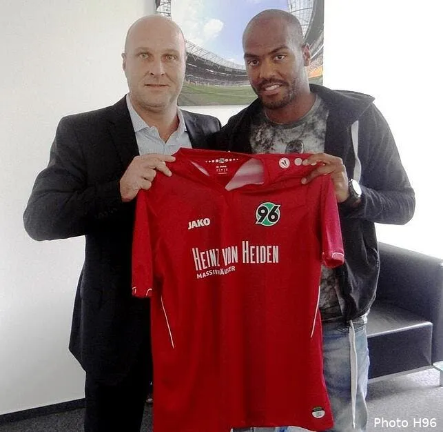 officiel j briand signe en allemagne capture d e cran 2014 08 22 a 15 38 1290229
