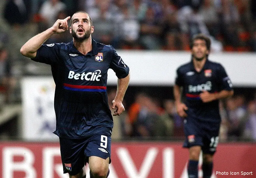 les salaires en or de lisandro gourcuff et lucho 37037 5319