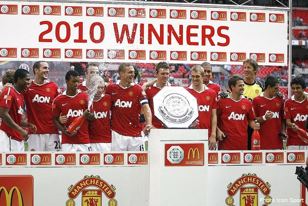 manchester united s offre chelsea et un premier trophee 57532 9267