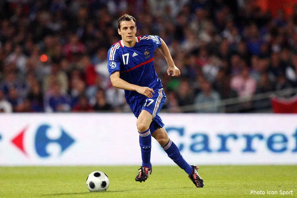 squillaci quitte seville pour arsenal 58292 9611