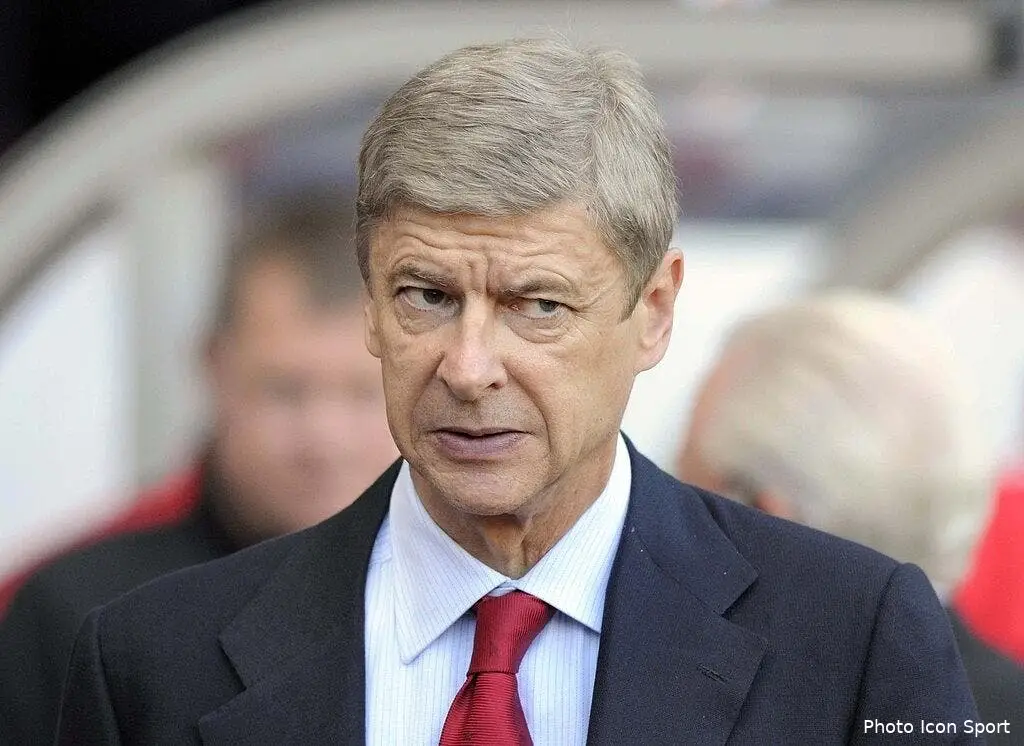 wenger refuse de se prendre la tete avec evra 63980 12868