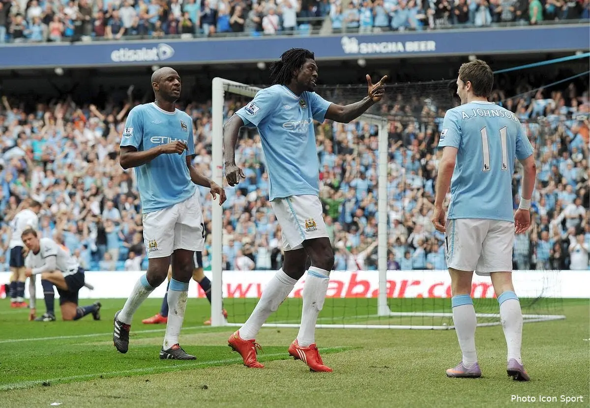 Adebayor est en rogne contre Manchester City
