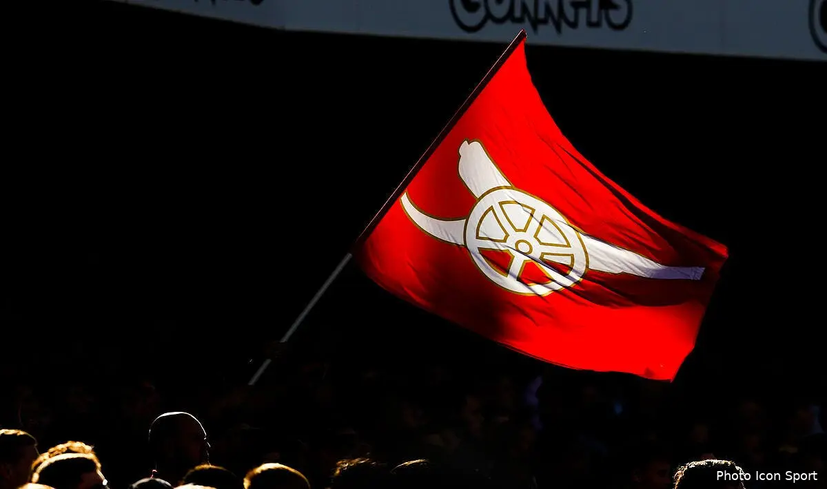 ang degoutes des gunners ils creent leur propre arsenal drapeau arsenal276345
