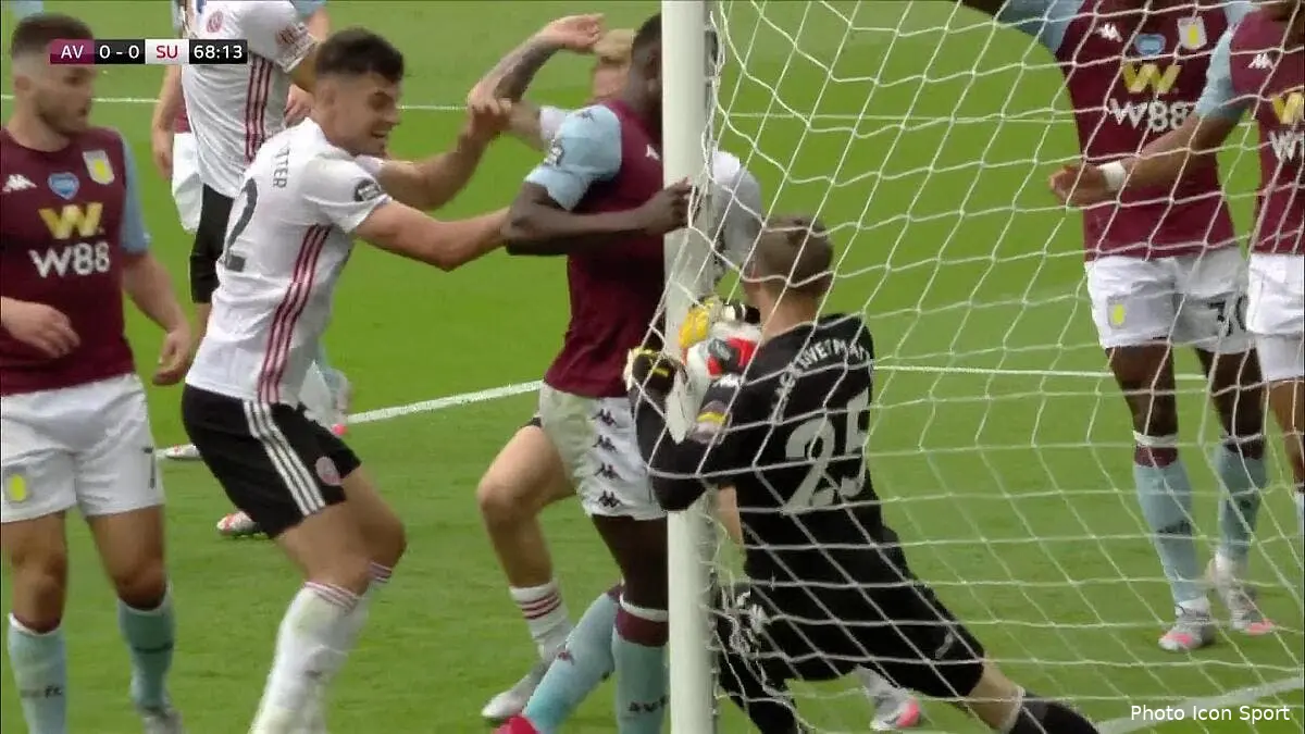 ang il y avait but la goal line technology totalement bugue qjubmhagsreksgfqw069 image 11287183