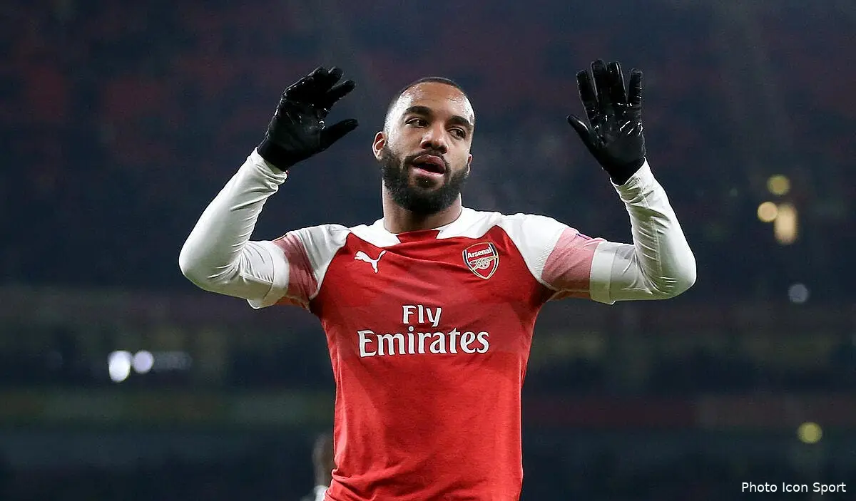 arsenal siffle a cause de lacazette emery prend la mouche lacazette 56240737