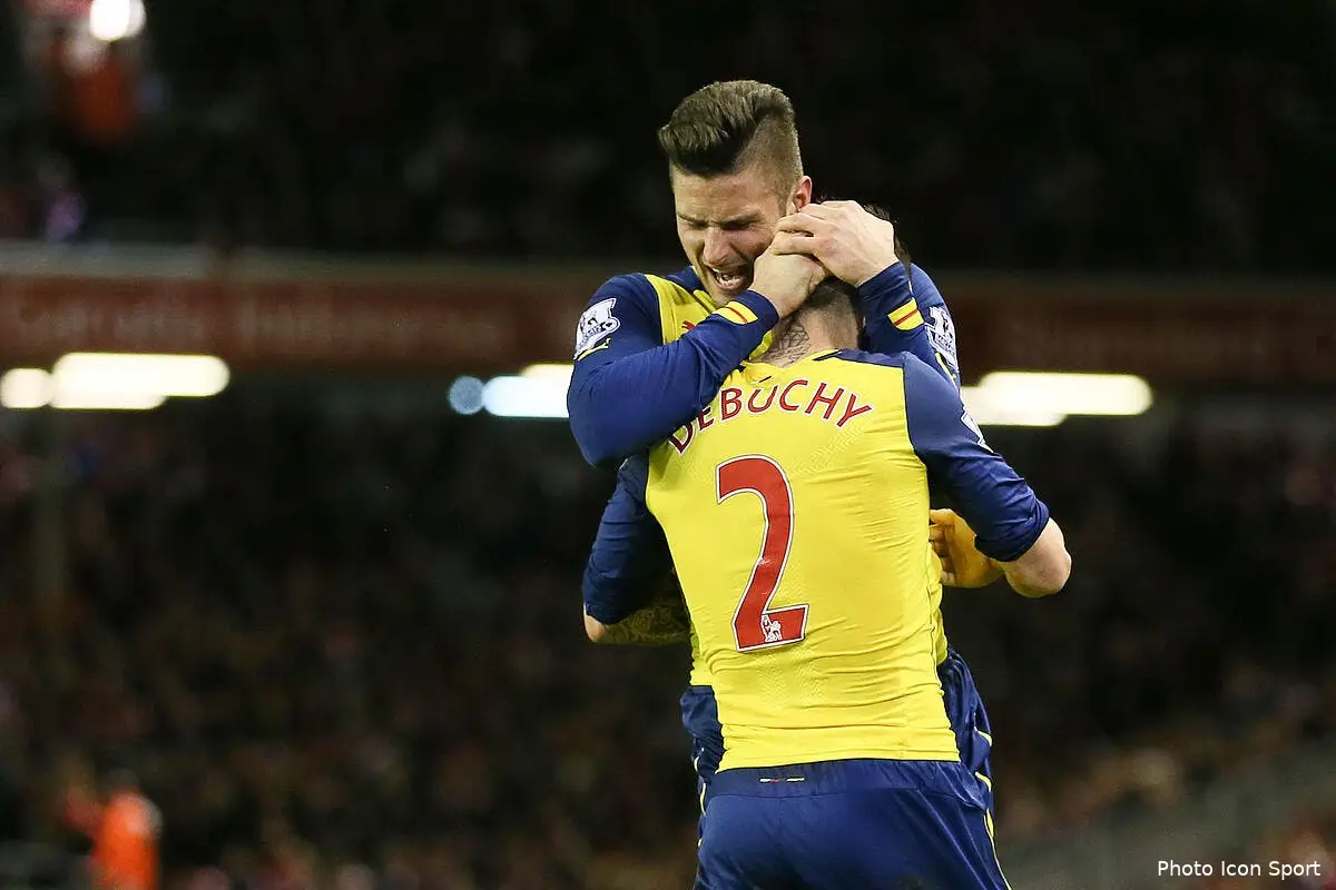 Arsenal : Wenger met Debuchy de côté, pas Giroud