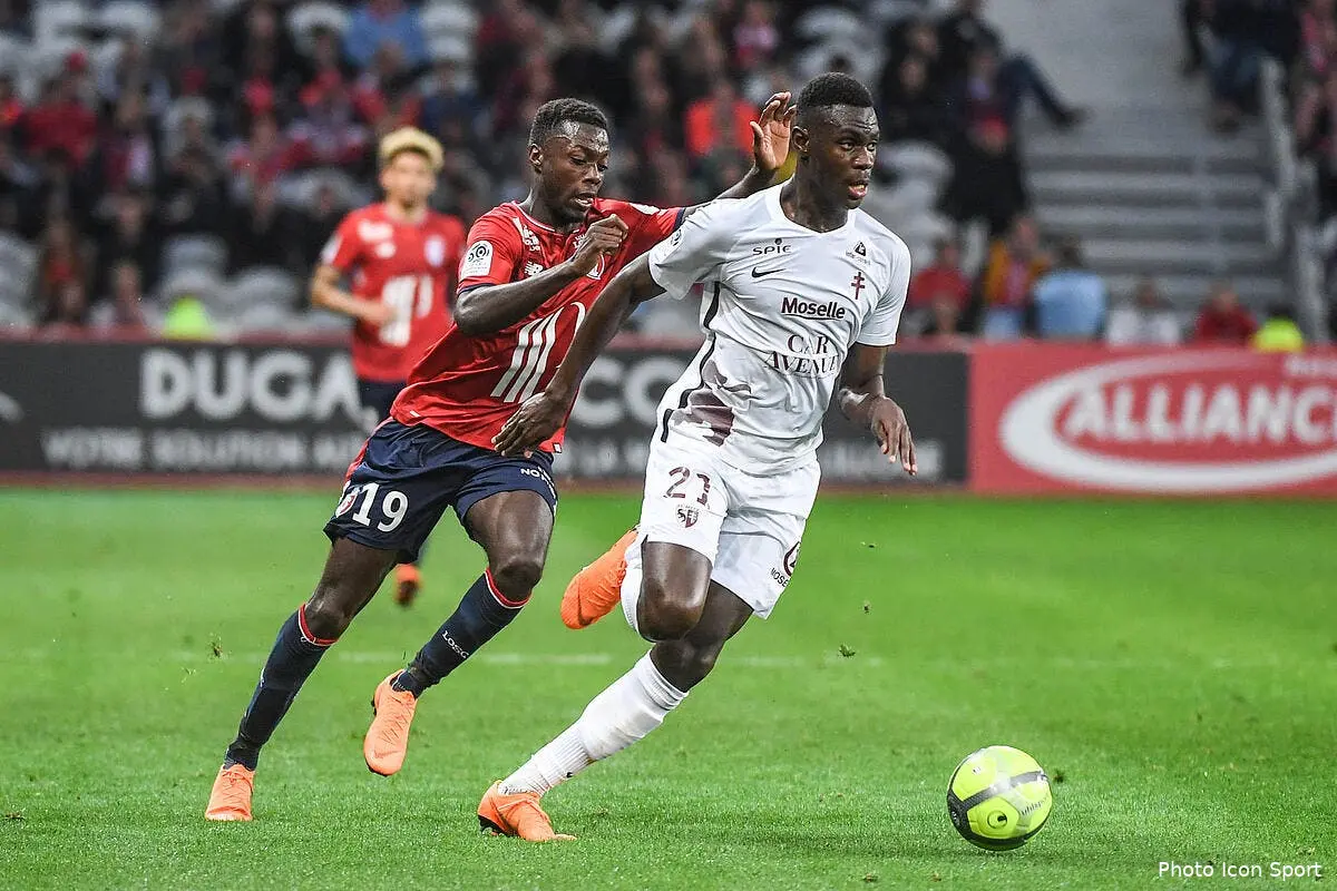 asse a la lutte avec l om pour un espoir de l1 a 5 me niakhate 2218435