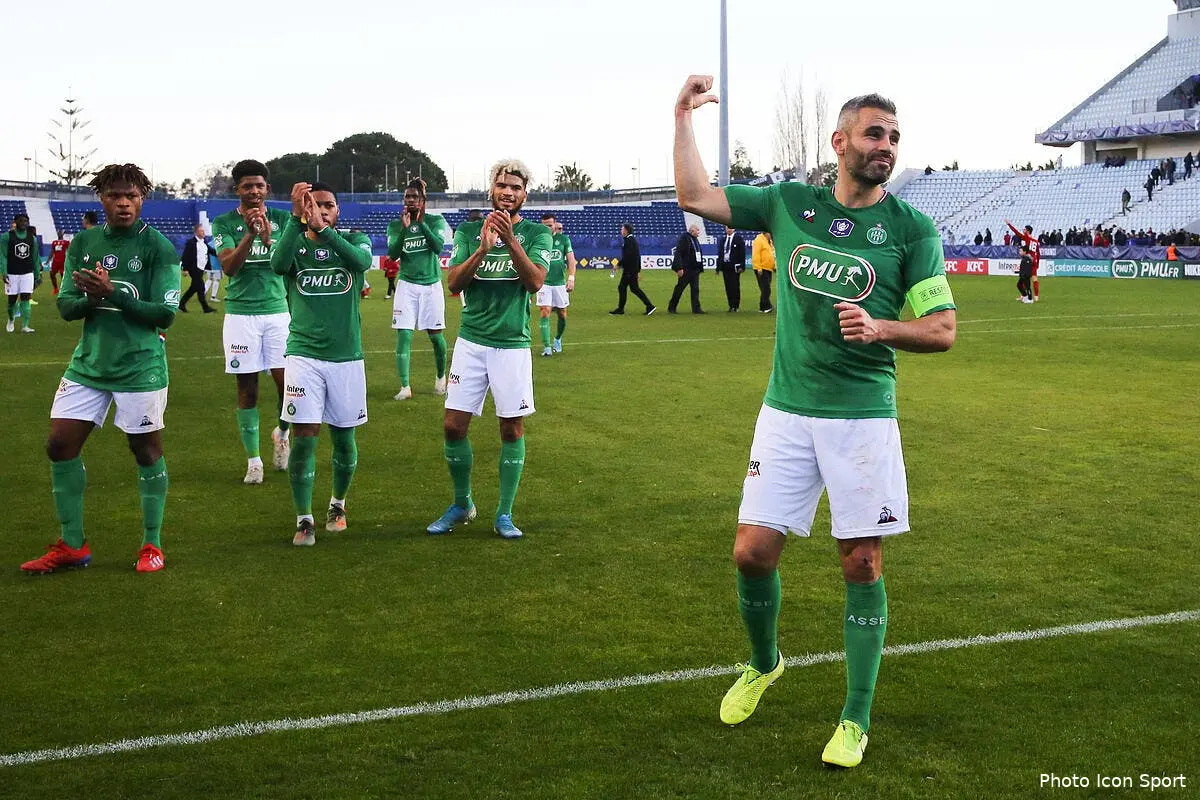 asse les joueurs en fin de contrat prives d entrainement sainte s explique icon ul8a9603286867