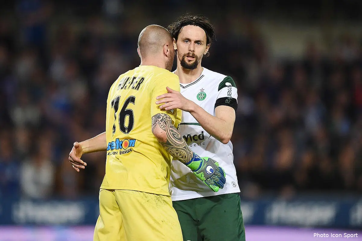 ASSE : Pierre Ménès dénonce le coupable du hold-up de l'ASSE
