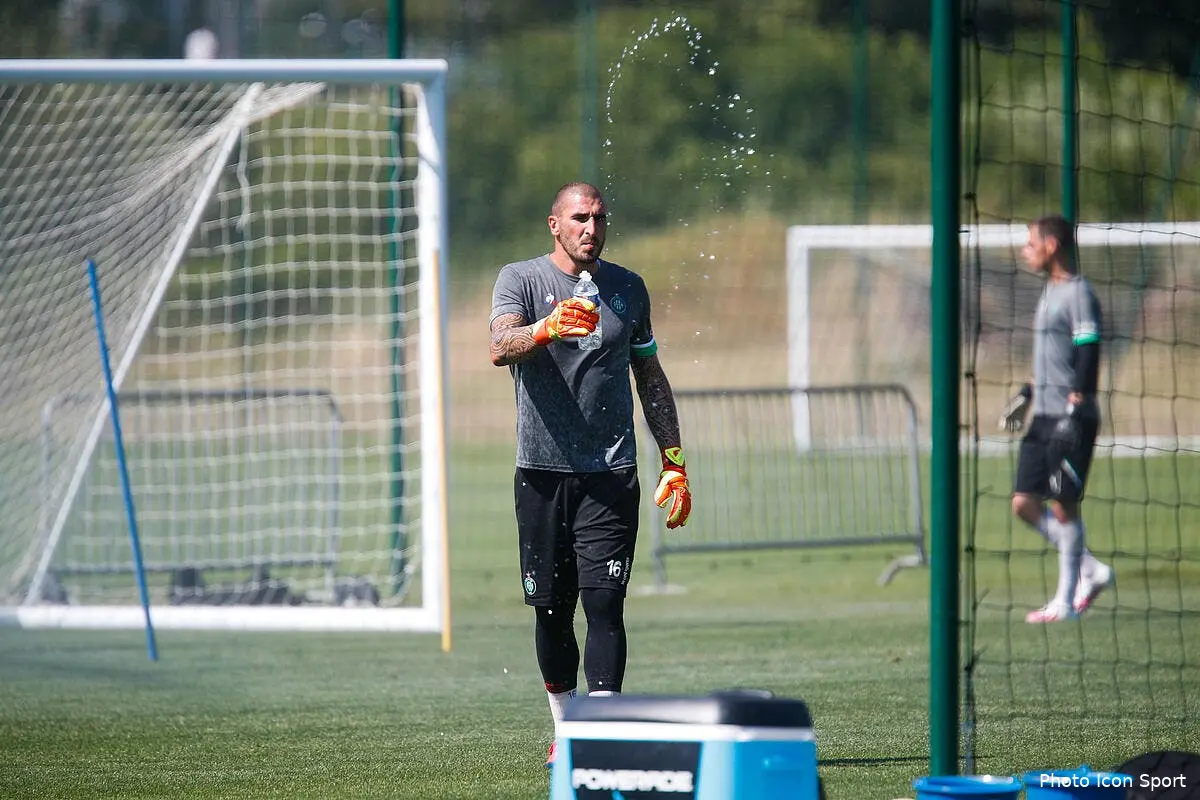 asse ruffier c est fini puel le pousse dehors icon 25i4529 copie293139