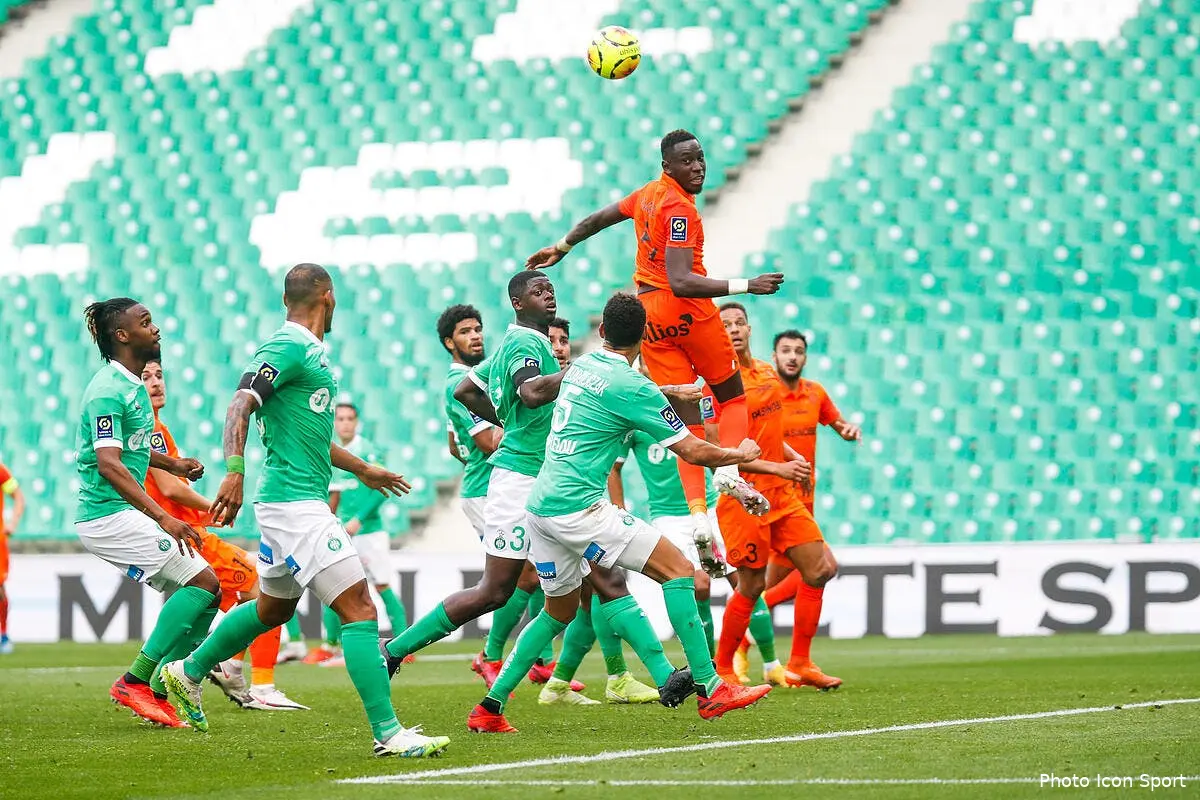 asse sainte s avoue a la ramasse avant le derby icon 25i1838 copie298247