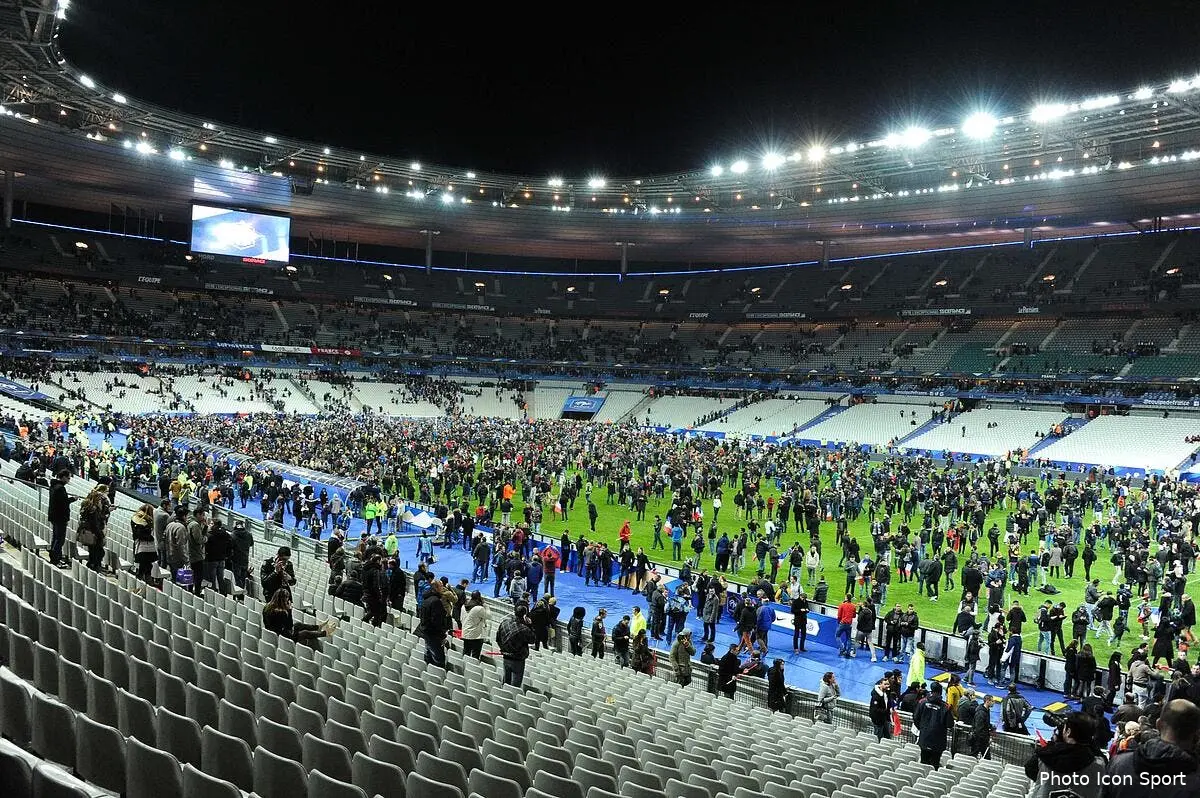 attentats a l exterieur du stade de france et dans paris iconsport nlg 131115 17 40125499