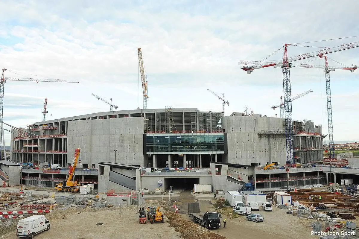 L'OL dévoile presque le nom du stade, ce sera l'Arena...
