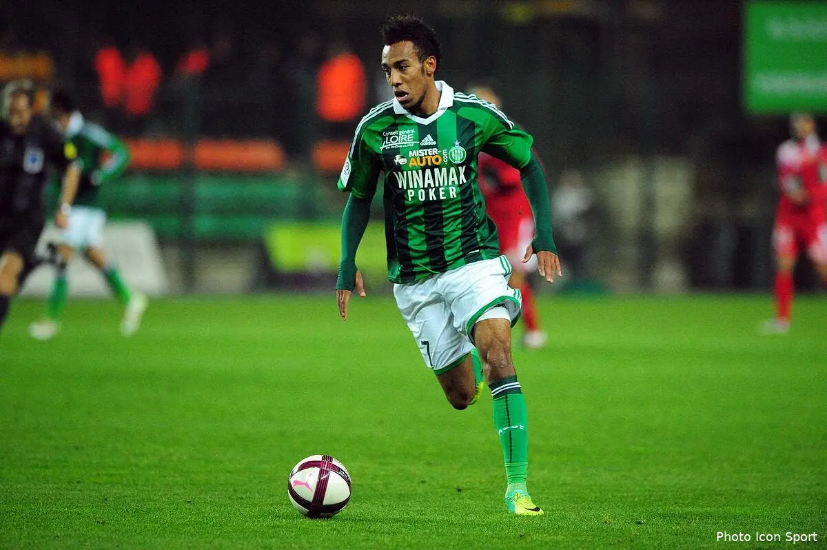 Avec Aubameyang, l'ASSE joue presque à douze