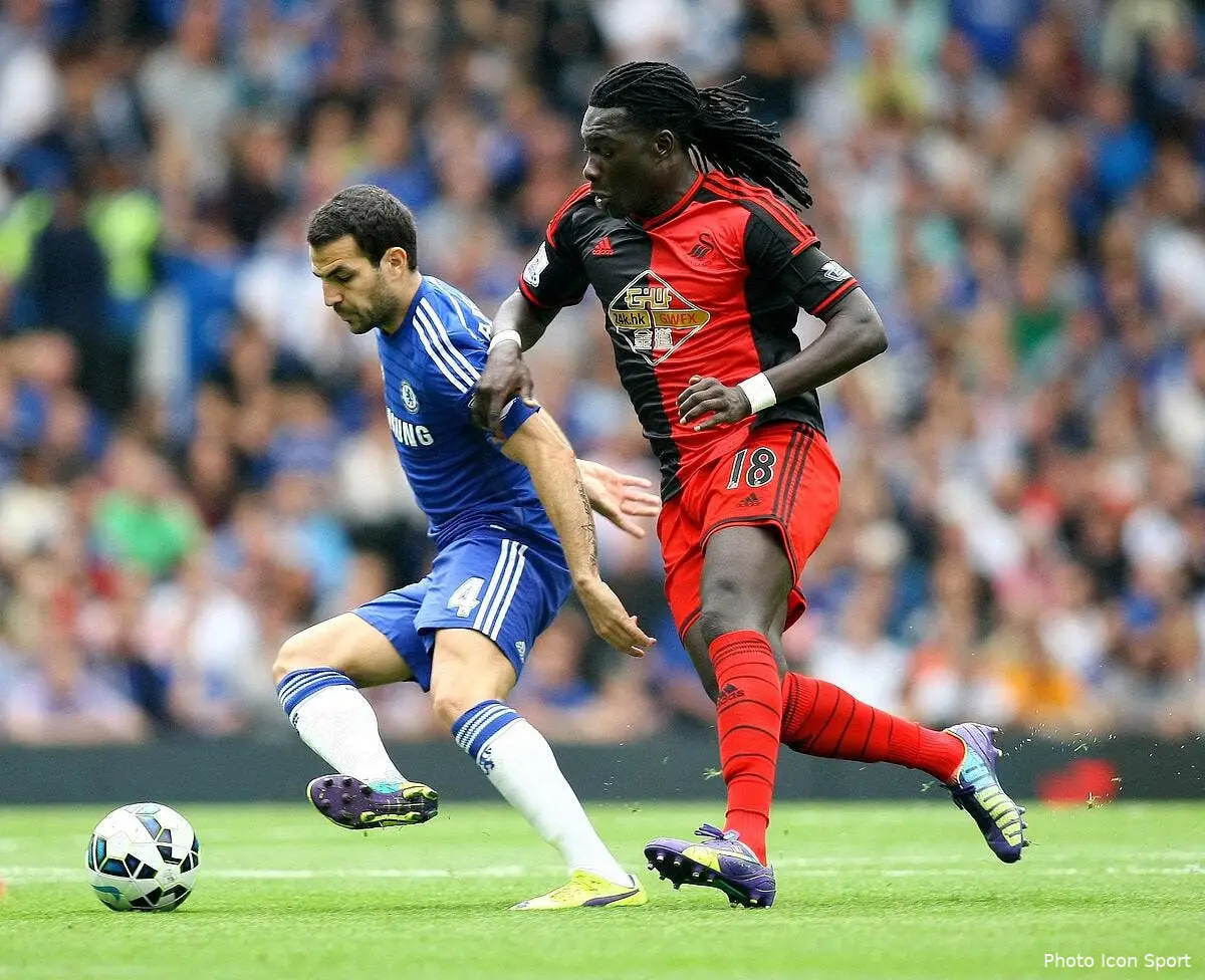 Bafé Gomis un gars « solide » qui plaît beaucoup à Swansea