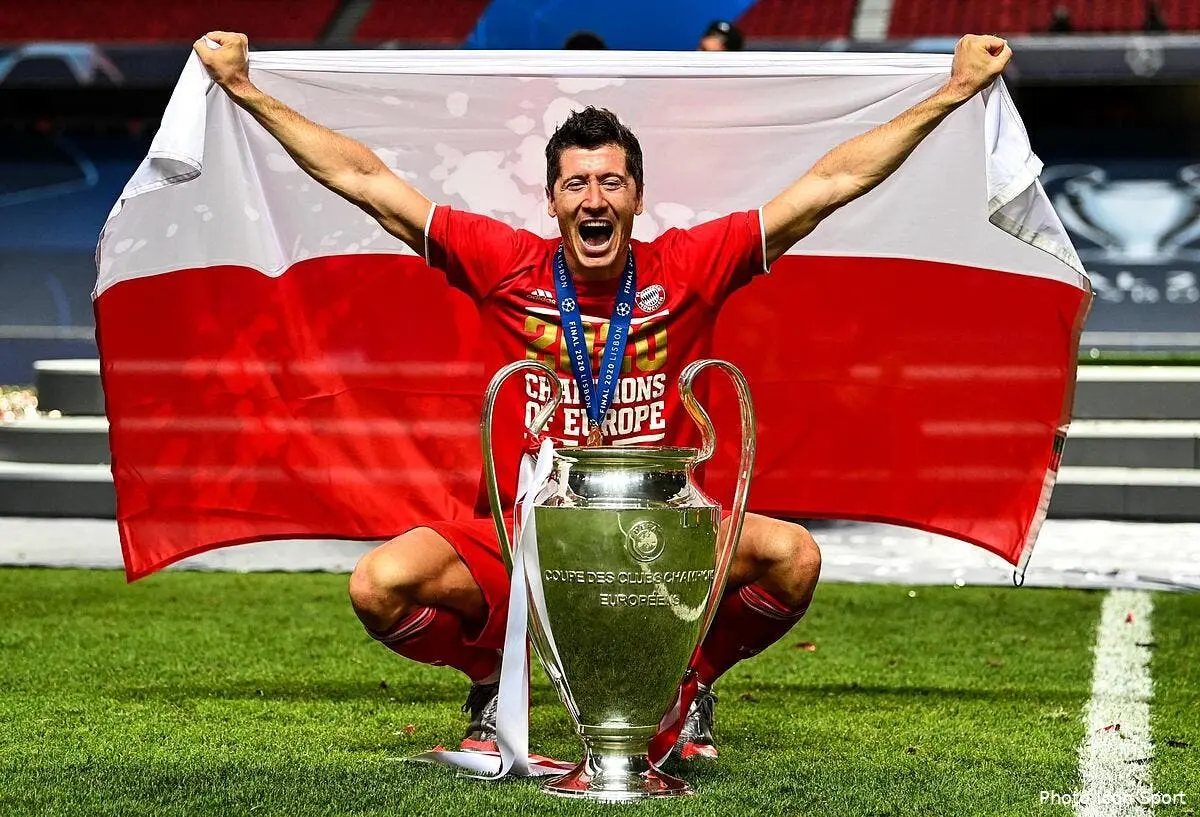 ballon d or ce geste qui peut faire esperer robert lewandowski icon 1268079904292469