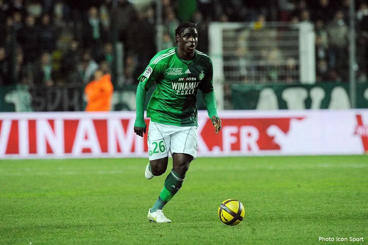 Bayal Sall baisse son salaire pour prolonger à l'ASSE