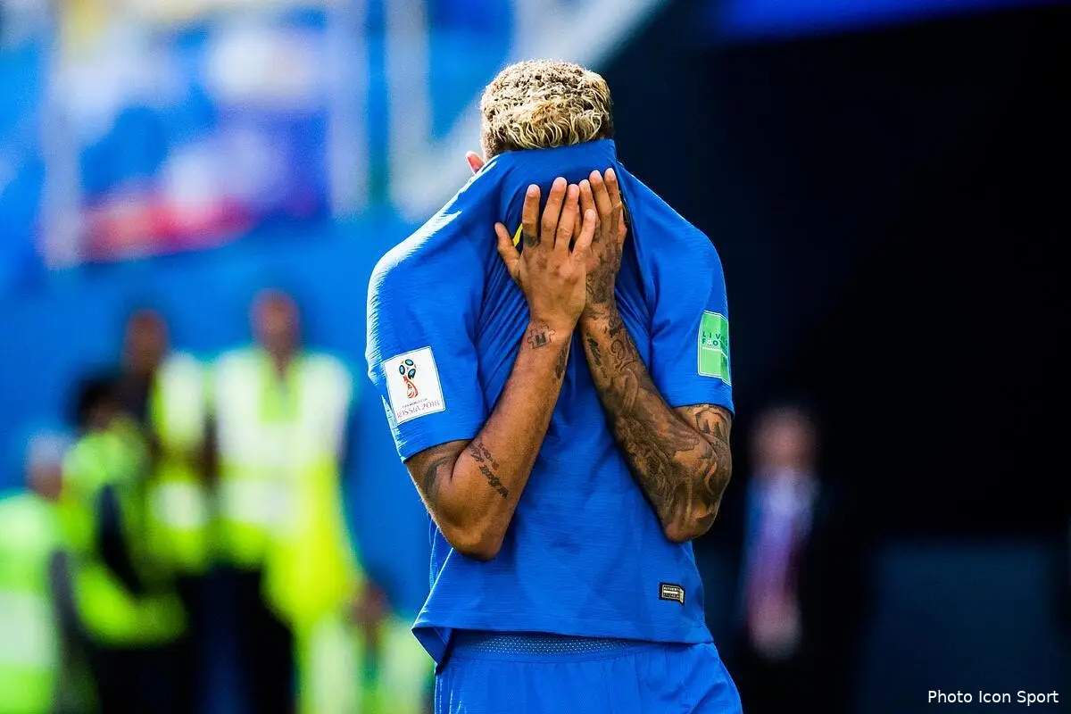 bresil decu de neymar ronaldo balance sur ses simulations neymar 60224521