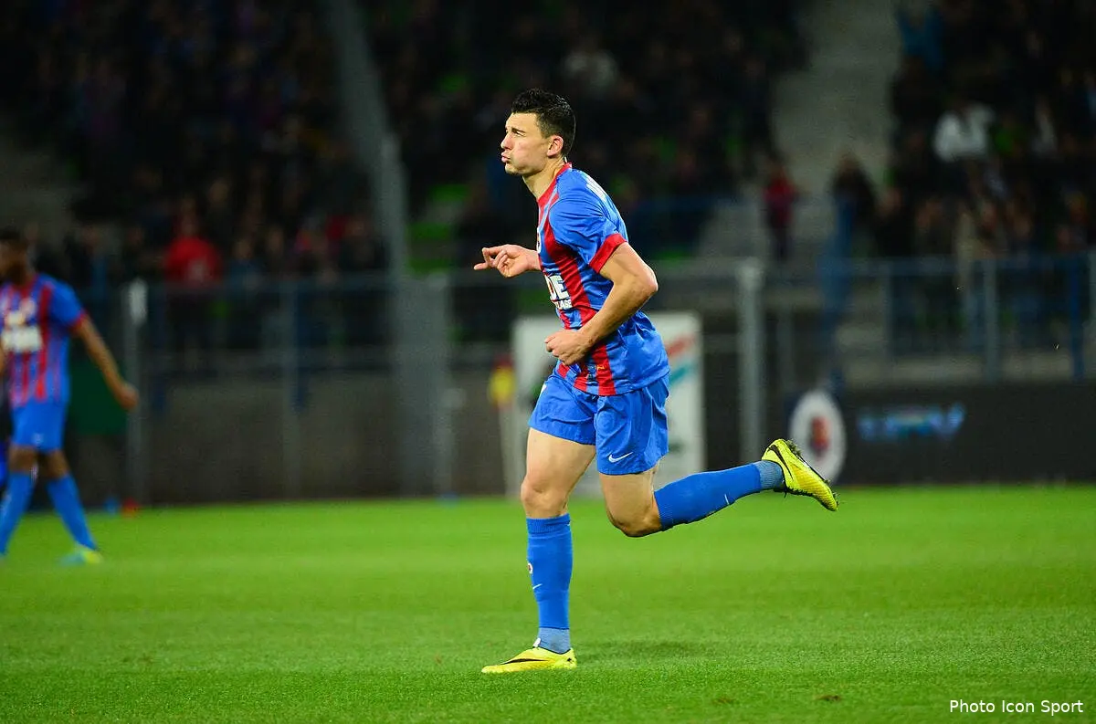 Caen voit la L1 de très près