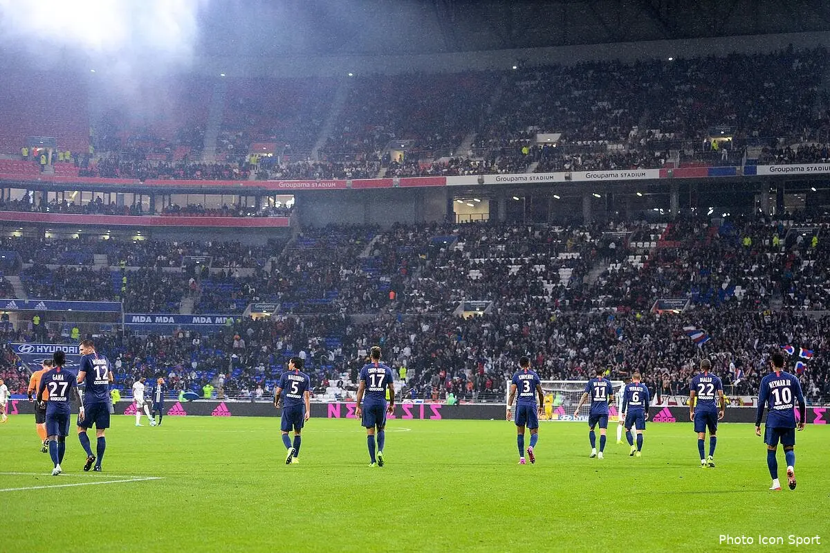 cdf grosse desillusion pour l affluence du choc ol psg icon bap 220919 93 238279863