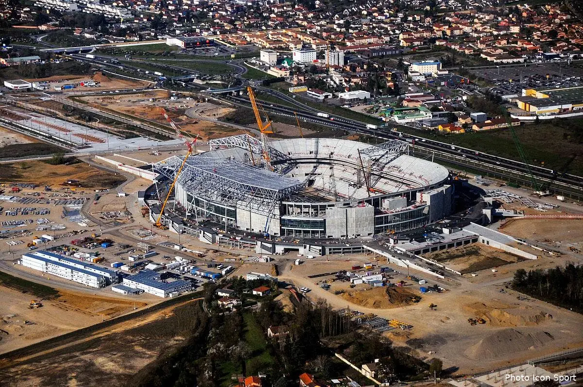 Ces deux étonnants concurrents de l'OL pour le nouveau stade
