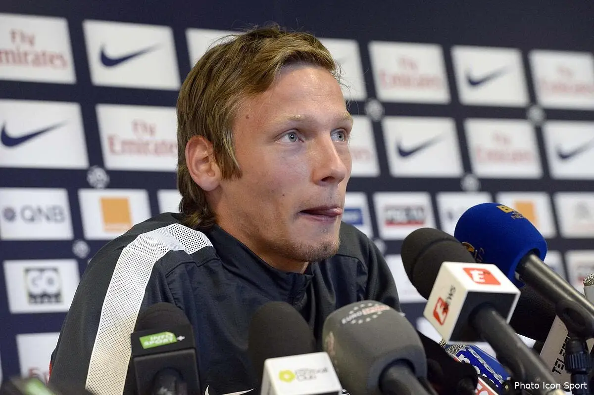 Chantôme choisit Balavoine pour son bizutage chez les Bleus