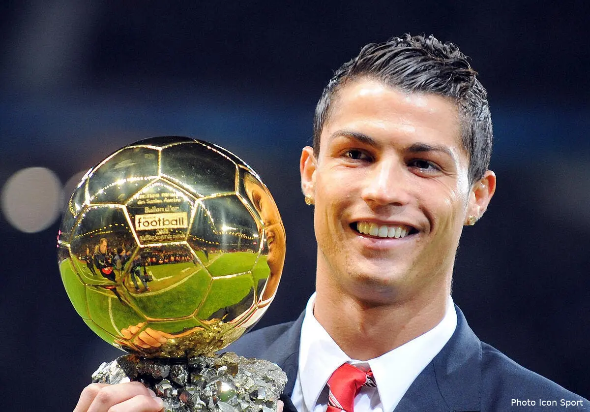cristiano ronaldo gagne un deuxieme ballon d or iconsport csm 101208 40 0374023