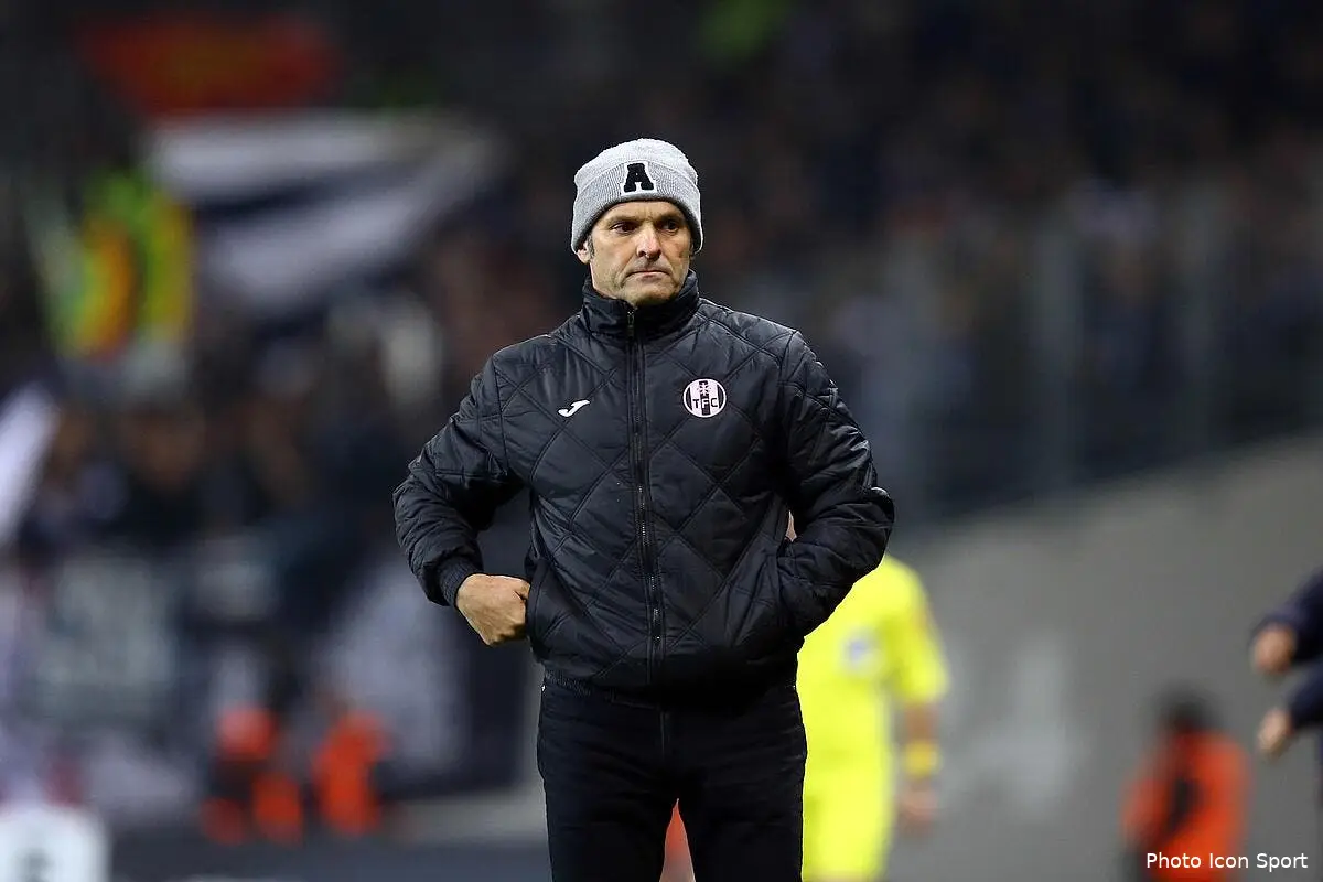 Dupraz virerait Benzema et s’en prend à… Laurent Blanc !