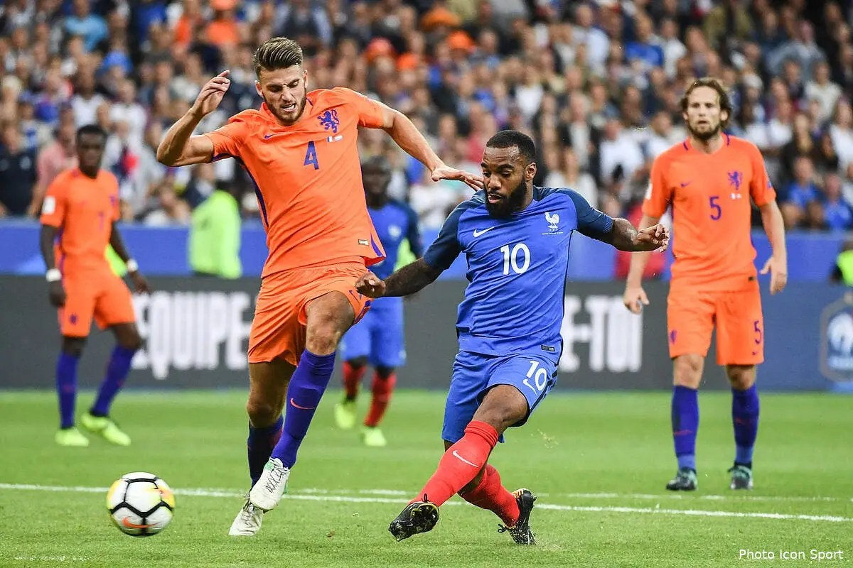EdF : Lacazette imagine déjà les Bleus favoris au Mondial