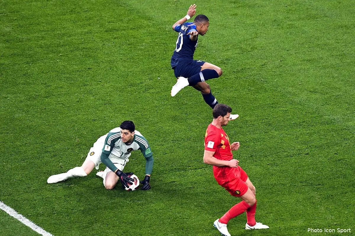 EdF : Courtois dégoûté par le jeu ultra-défensif de la France