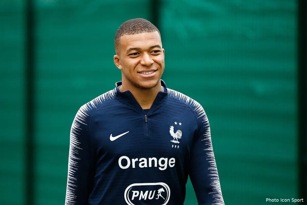 edf kylian mbappe pret a se lancer un incroyable pari icon fid 300519 08 109256887