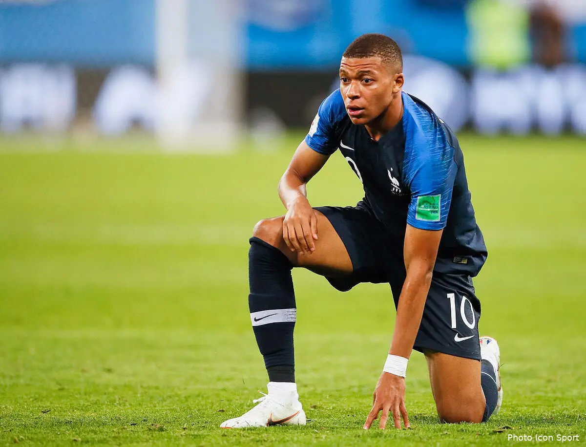 EdF : Larqué s'enflamme, Mbappé c'est Pelé !