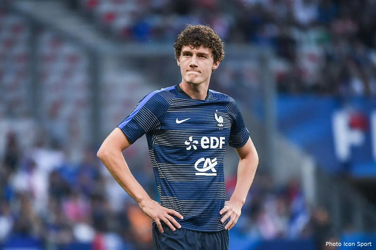 EdF : Pavard n'en peut plus de cette vanne sur Jeff Tuche