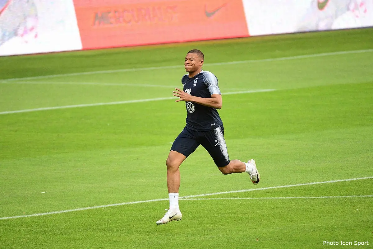 edf psg mbappe n est pas un avant centre deschamps s explique icon win 070619 01 93066255405