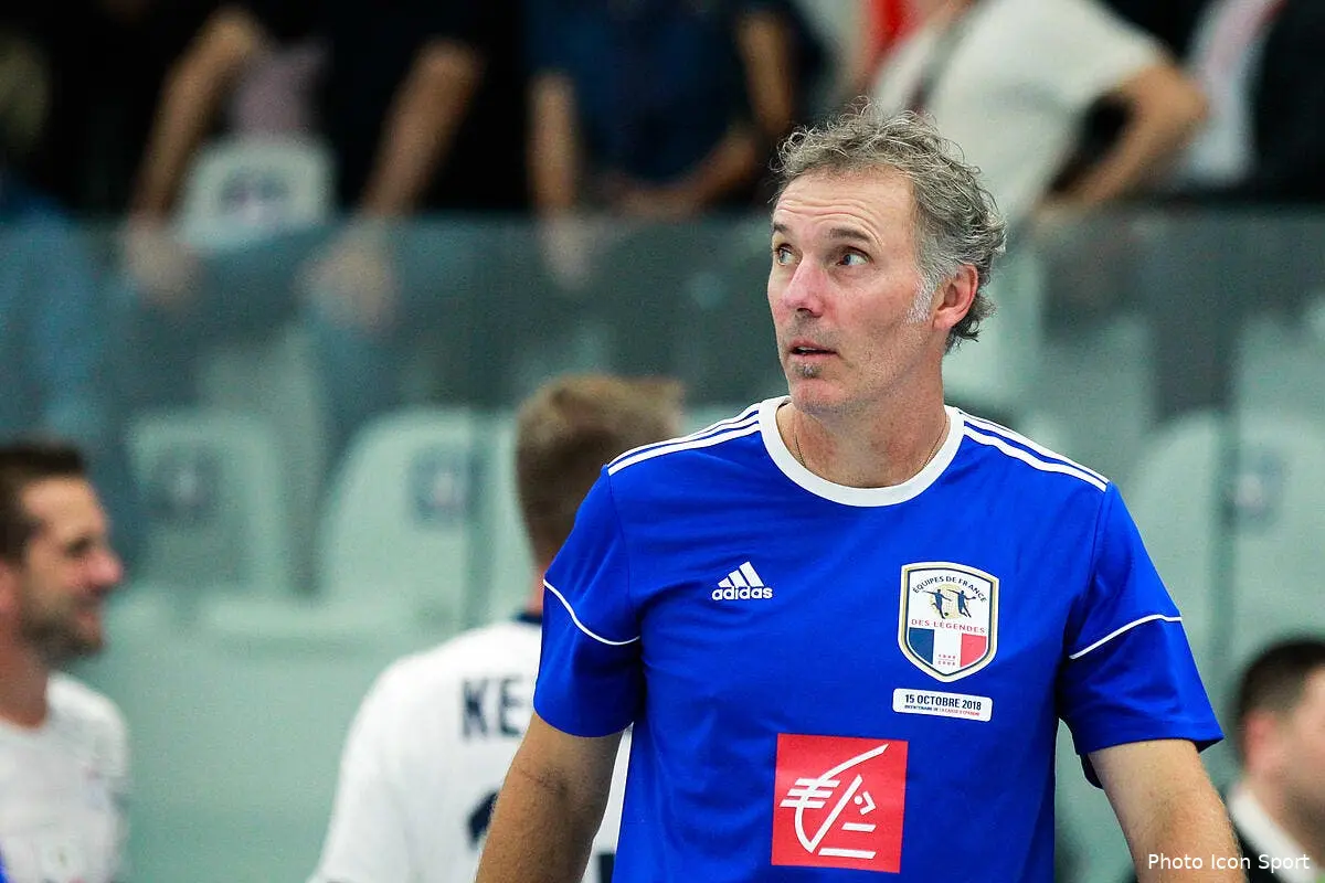 esp laurent blanc un an a barcelone il est chaud icon fid 151018 08 77289631