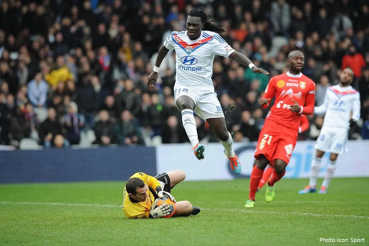 Et si Lacombe faisait rester Bafé Gomis à l'OL